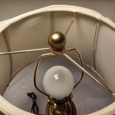 Two Bronze Metal Table Lamps (LR-JS)