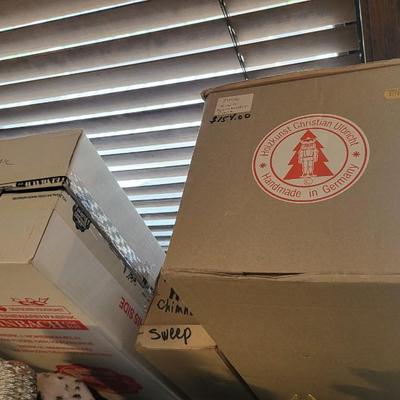 Lot 16 - SIGNED GERMAN STEINBACH NUTCRACKERS & 1 EXTREMELY RARE