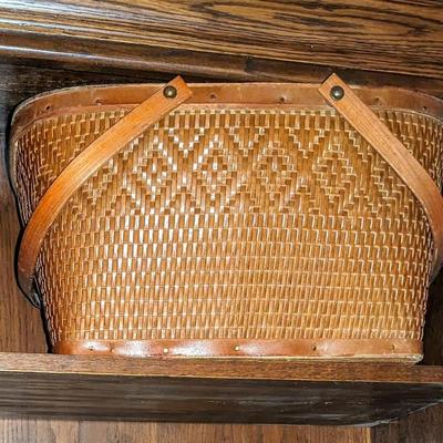 Red-man Vintage 1950's Picnic Basket Woven Ratan