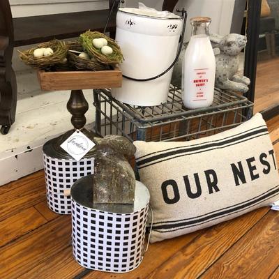 Farmhouse Patio Decor Lot