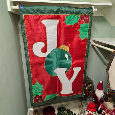 Assorted Christmas Decor (UB2-JS)
