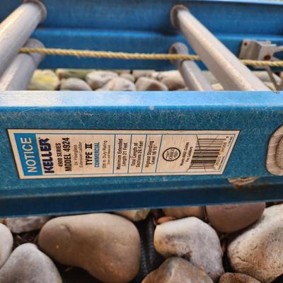 Keller 24' Commercial Fiberglass Extension Ladder model 4924