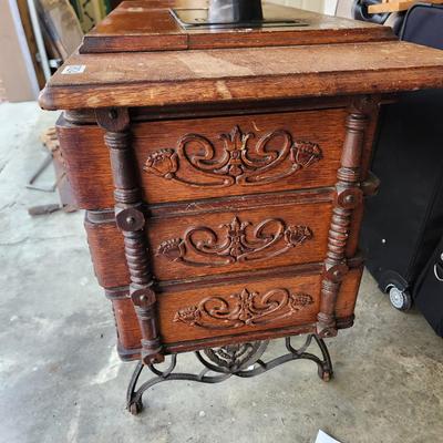 Antique Singer Treadle Sewing Model 27 w Ornate Cabinet #5