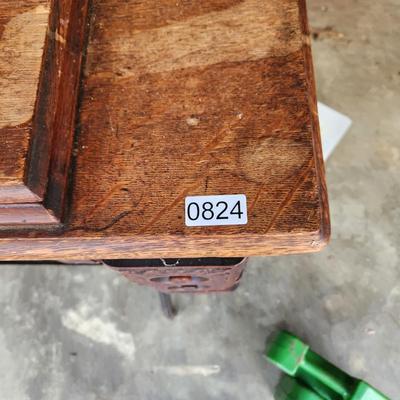 Antique Singer Treadle Sewing Model 27 w Ornate Cabinet #5