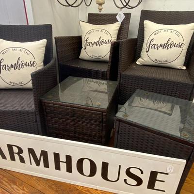 7 Piece Farmhouse Patio Set with Sign