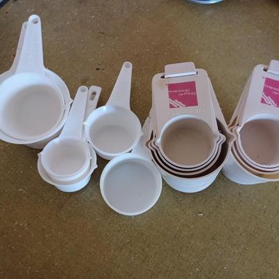 measuring cup lot