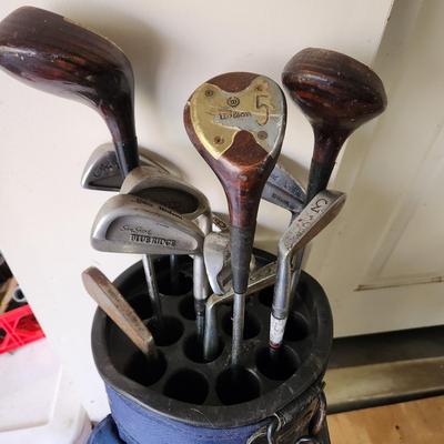 Golf Bag and Balls Lot Titleist Pro V1 and others