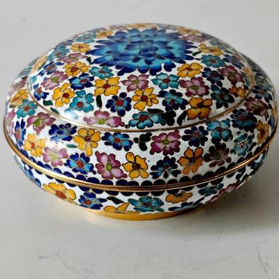 Chinese CloisonnÃ© Round Box