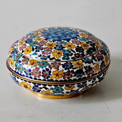 Chinese CloisonnÃ© Round Box