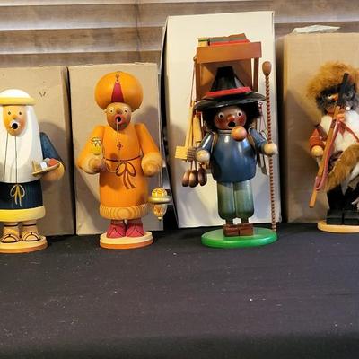 LOT 23 - 6 GERMAN SMOKERS - INCENSE BURNERS