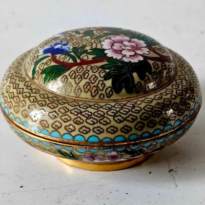 Chinese CloisonnÃ© Round Box