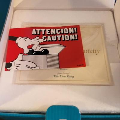 LOT 29 - 6 WALT DISNEY CLASSIC COLLECTION PORCELAIN FIGURINES