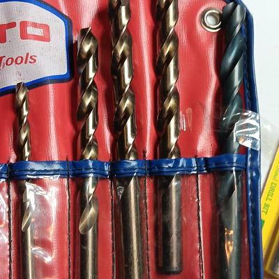 Assortment of Drill bits - Hanson Tap and drill NEW bits and over a dozen others.