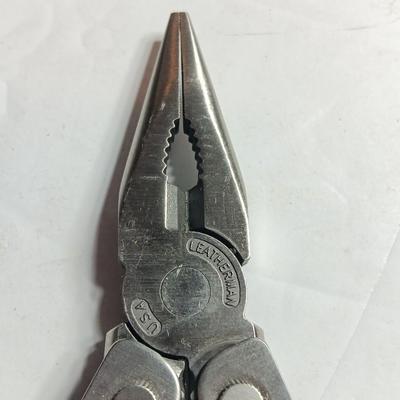 Leatherman Multi Super tool with case