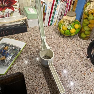 Heavy Duty Potato Ricer/masher