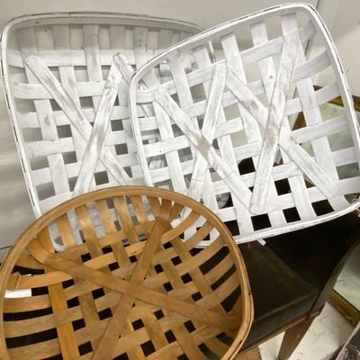 Set of Five Baskets Lot