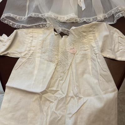 Beautiful Vintage Bonnets, Clothes & Shoes