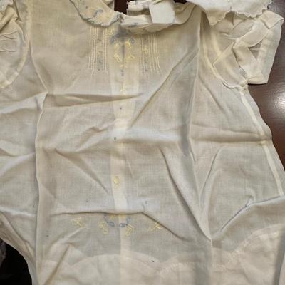 Beautiful Vintage Bonnets, Clothes & Shoes