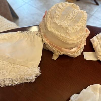 Beautiful Vintage Bonnets, Clothes & Shoes
