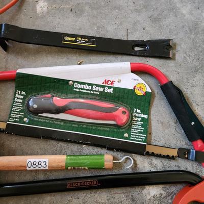 4 pc Tool Lot 15" Pry bar, New 21 in Bow Saw 7" Pruning saw , Rubber Mallet B&D Bow Saw