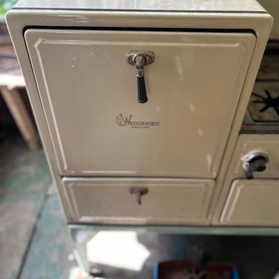 1930â€™s Wedgwood Enamel Stove - Needs Repair or for Parts - As Seen