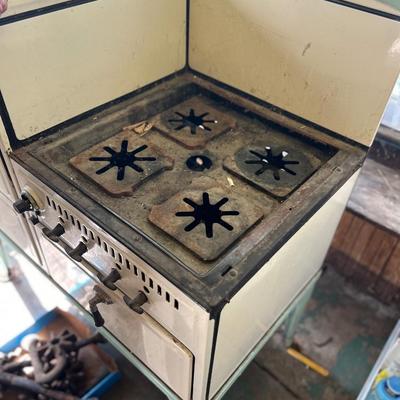 1930â€™s Wedgwood Enamel Stove - Needs Repair or for Parts - As Seen