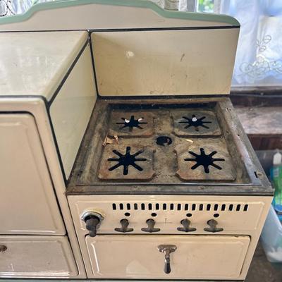 1930â€™s Wedgwood Enamel Stove - Needs Repair or for Parts - As Seen