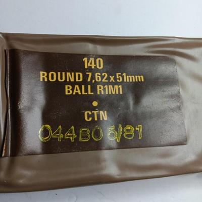 140 Round 7,62 x 51 mm CTN Military issued battle pack Ammunition. sealed