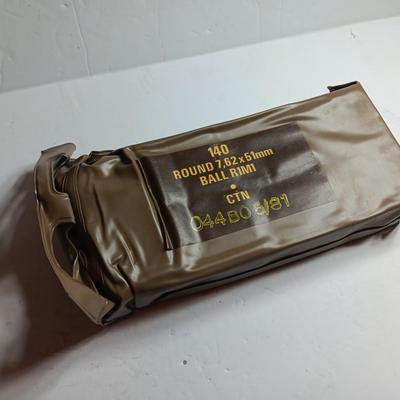 140 Round 7,62 x 51 mm CTN Military issued battle pack Ammunition. sealed