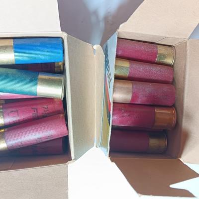 Federal Ammunition Game load & Hi-Power 12 gauge shot gun shells 1 Oz. shot 7 1/2 shot