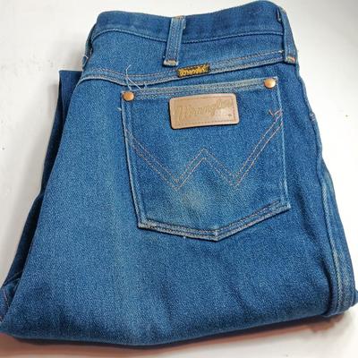 Men's Wrangler Jeans size 36 x 34