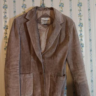 Vintage Women's Danlee 11/12 Suede like leather jacket