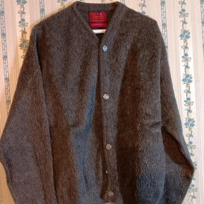 Vintage Sears Traditional Collection 50% Mohair 50% wool sweater Size Large Men's