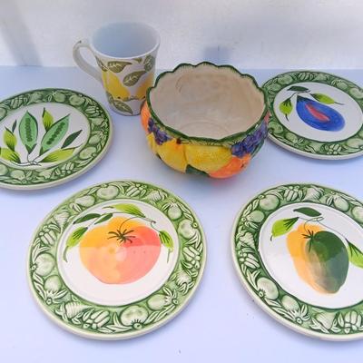 1989 Fitz and Floyd bowl with four Italy made plates and a mug with lemons on it