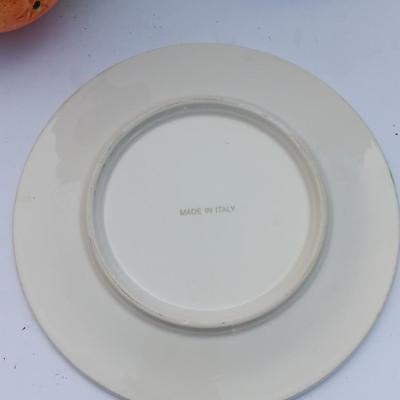 1989 Fitz and Floyd bowl with four Italy made plates and a mug with lemons on it