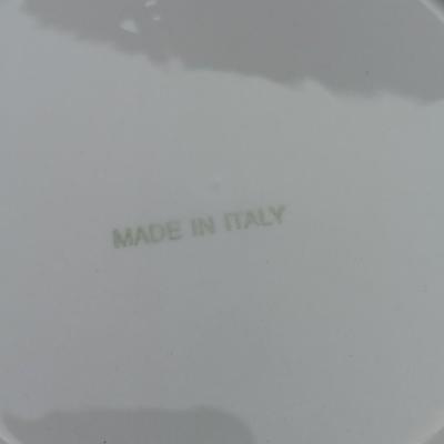 1989 Fitz and Floyd bowl with four Italy made plates and a mug with lemons on it