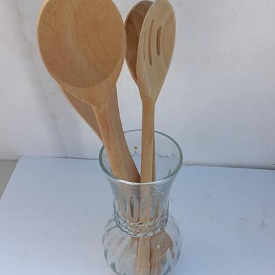 Wooden recipes box with vase of wooden utensils and a Pleasures from the good Earth cookbook