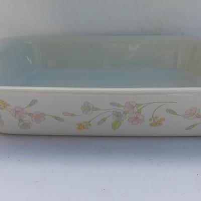 Corning ware Pastel flowers A-21 Oven safe dish with rack