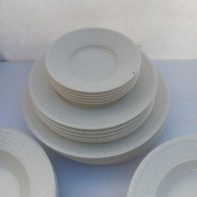 Mikasa Ultima + Super strong fine China setting for 6 HK224 CASA BLANKA - Chip resistant