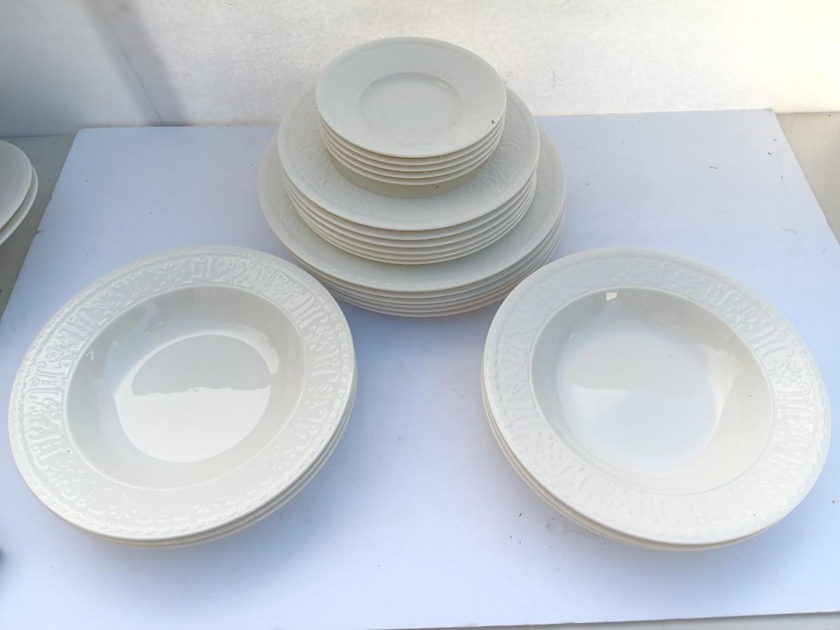 Mikasa Ultima + Super strong fine China setting for 6 HK224 CASA BLANKA ...