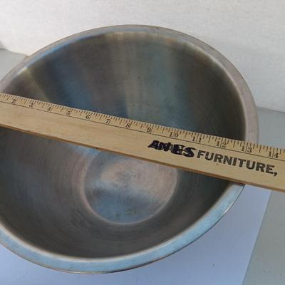 Large stainless bowl - Fire King measuring glass - and a cake pan