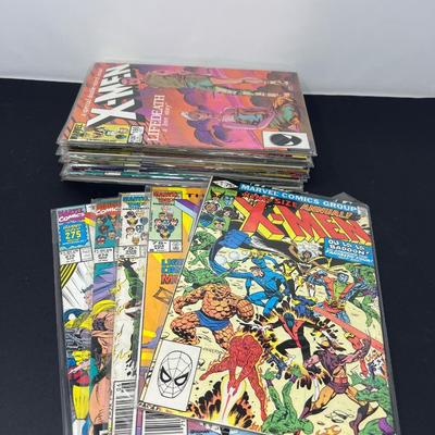24 Vintage XMen Comics in Plastic Protectors
