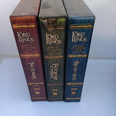 Lord Of The Rings DVD collection - Two Towers -The fellowship of the ring - Return of the King