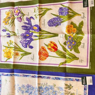 Lot Table Runner, Wall Hanging, Tea Towels