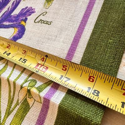 Lot Table Runner, Wall Hanging, Tea Towels