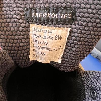 2 Pairs Womenâ€™s Shoes Sz. 8 - Clarks, Bass