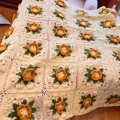 Lot Vintage Afghans - Sizes Vary