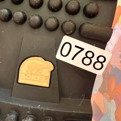 Womenâ€™s Sorel Boots Sz. 9