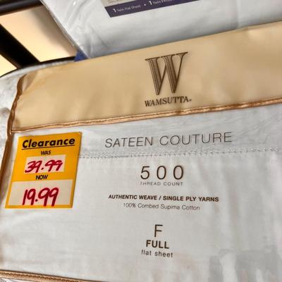 Lot New in Package Bedding Items, Suit Bag