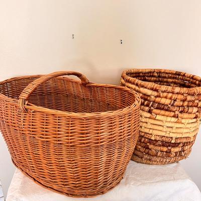 Lot of 2 Oversized Baskets